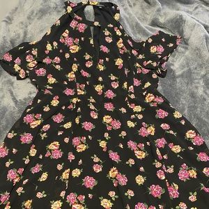 Plus sized floral chiffon cold shoulder dress